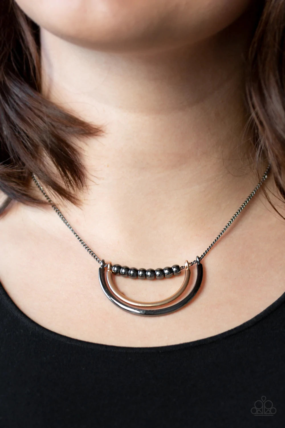 Artificial Arches Black Paparazzi Necklace