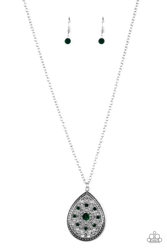 I Am Queen - Green Paparazzi Necklace