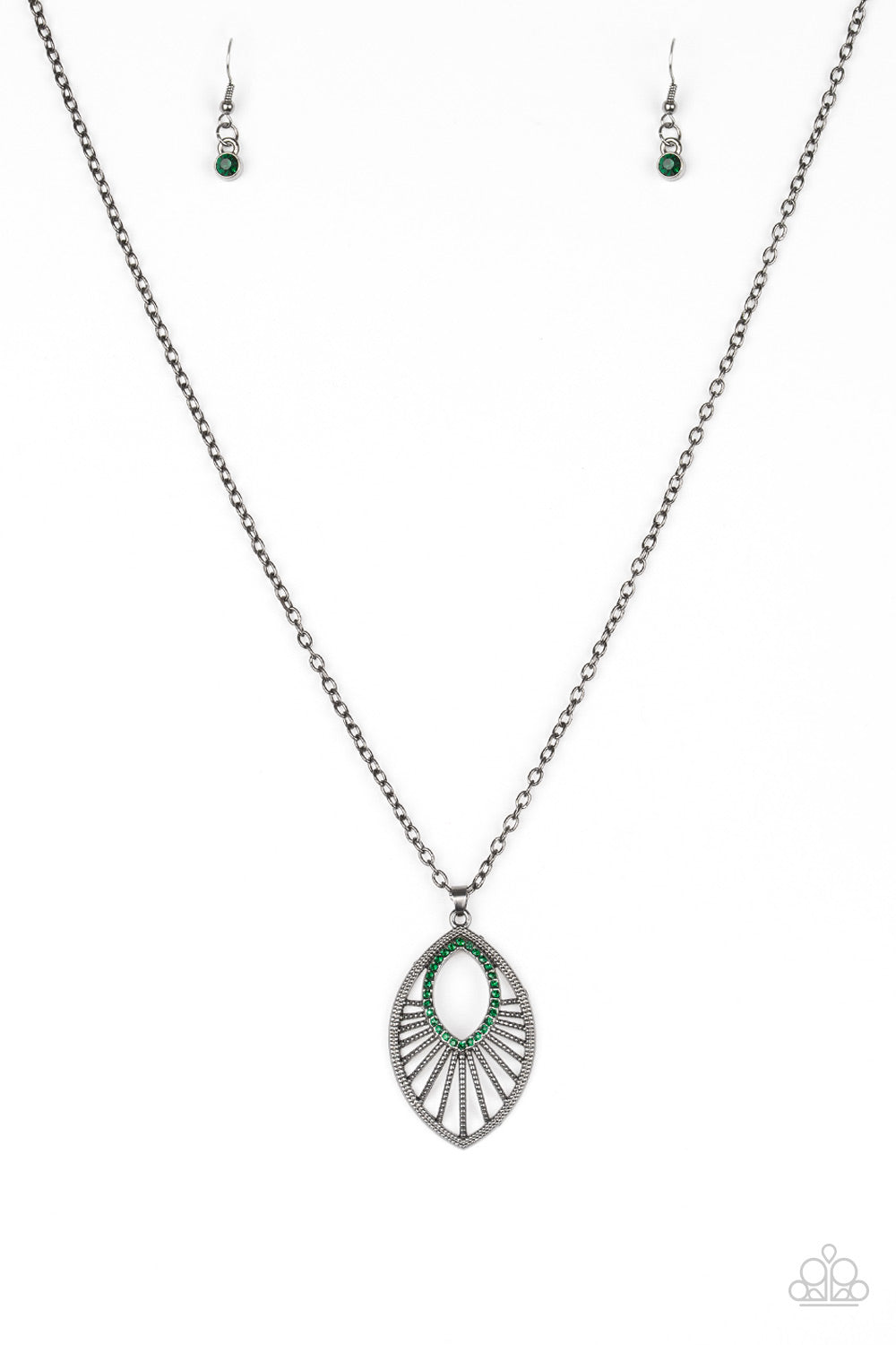 Court Couture - Green Paparazzi Necklace