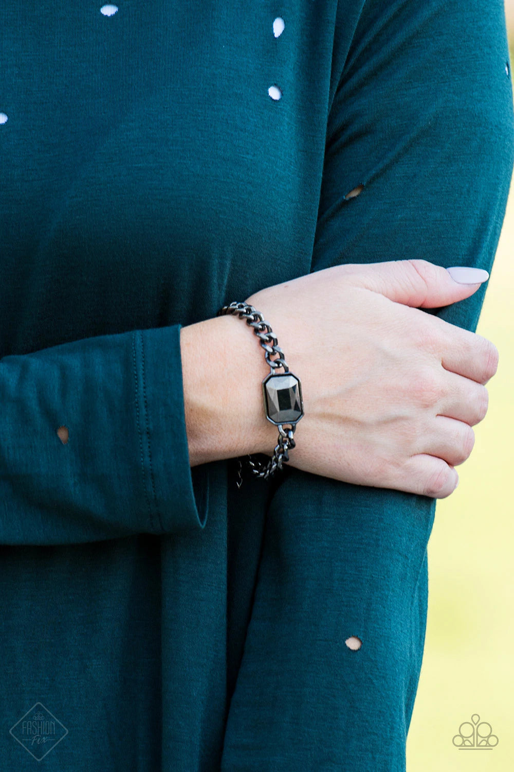 Command And CONQUEROR - Black Paparazzi Bracelet