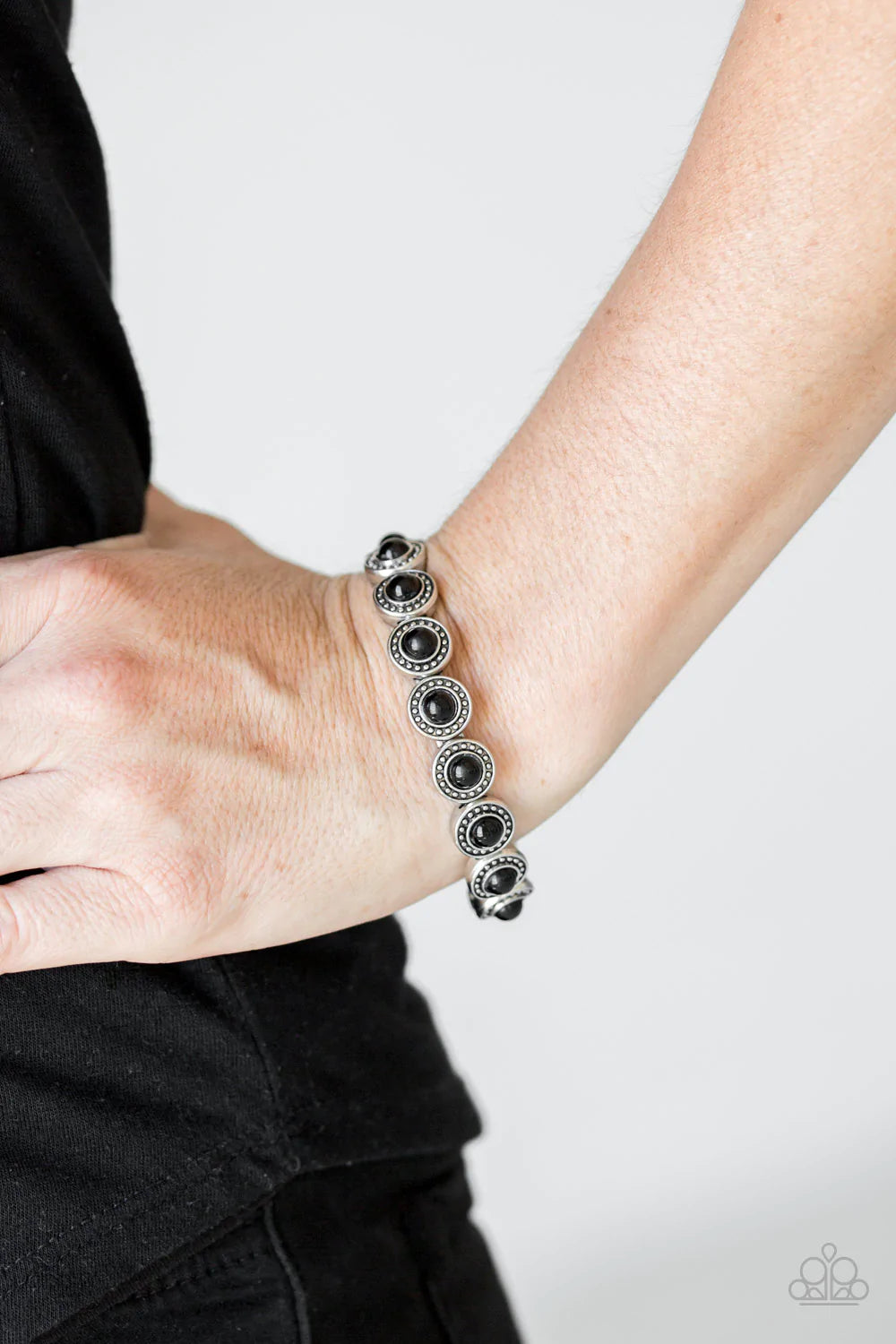 Globetrotter Goals Black Paparazzi Bracelet
