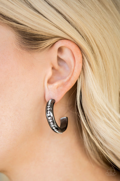 5th Avenue Fashionista - Black Paparazzi Earrings