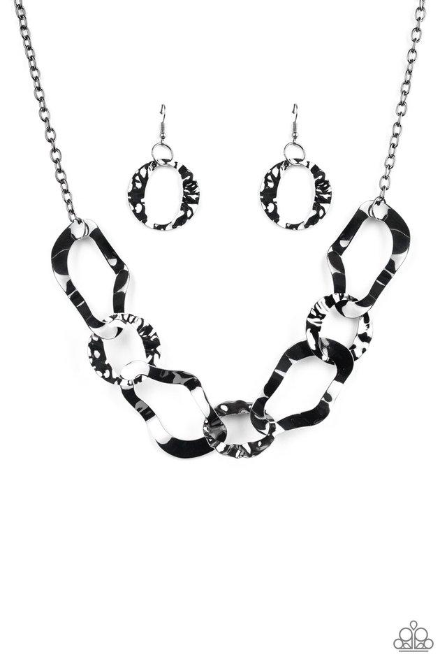 Capital Contour Black Paparazzi Necklace