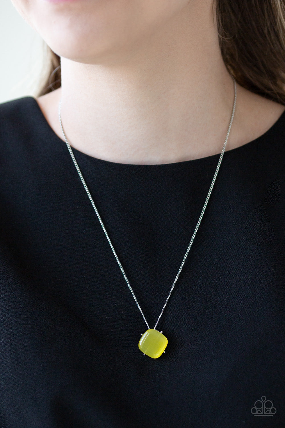 You GLOW Girl - Yellow paparazzi necklace