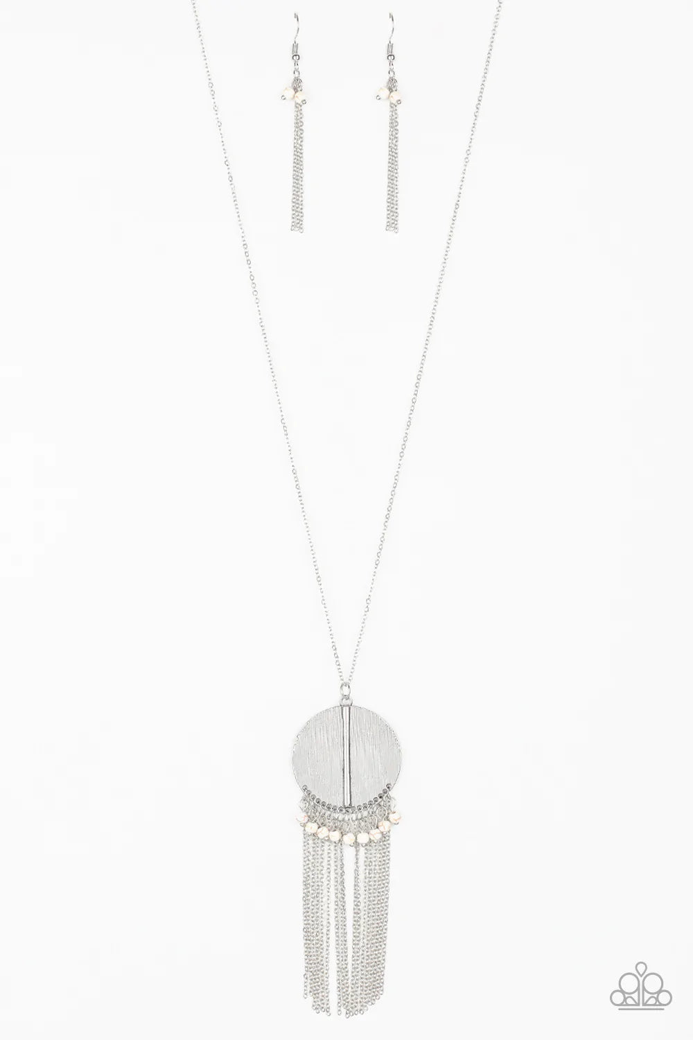 Get A Roam White Paparazzi Necklace