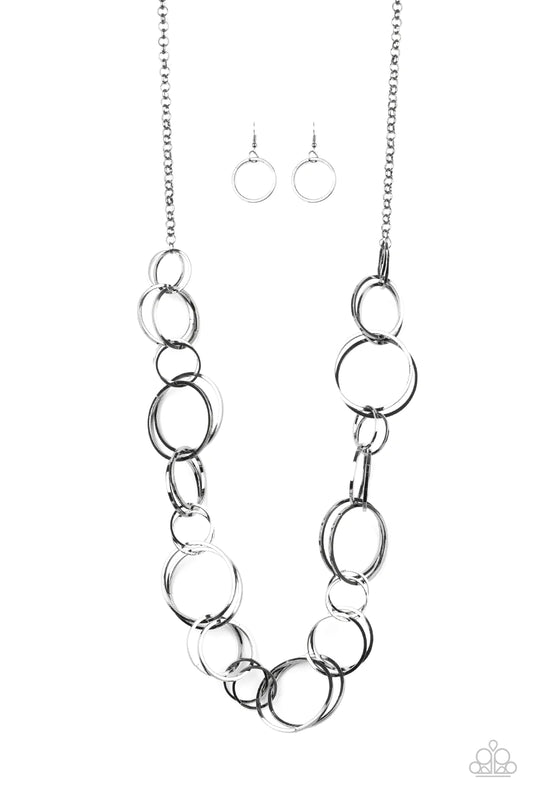 Natural-Born RINGLEADER Black Paparazzi Necklace