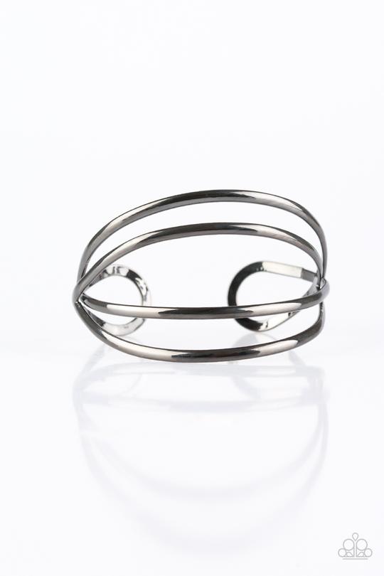 Take a Catwalk - Black Paparazzi Bracelet