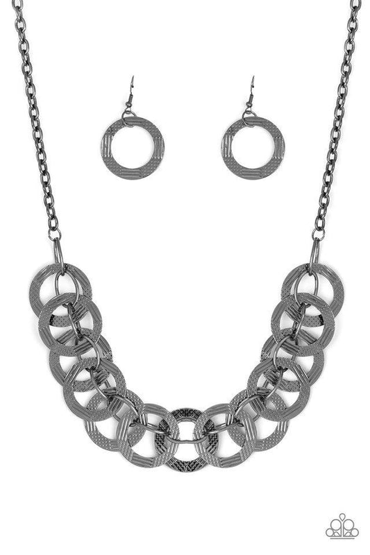The Main Contender - Black Paparazzi Necklace