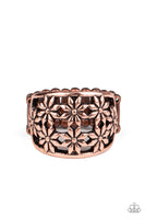 Crazy About Daisies - Copper Paparazzi Ring