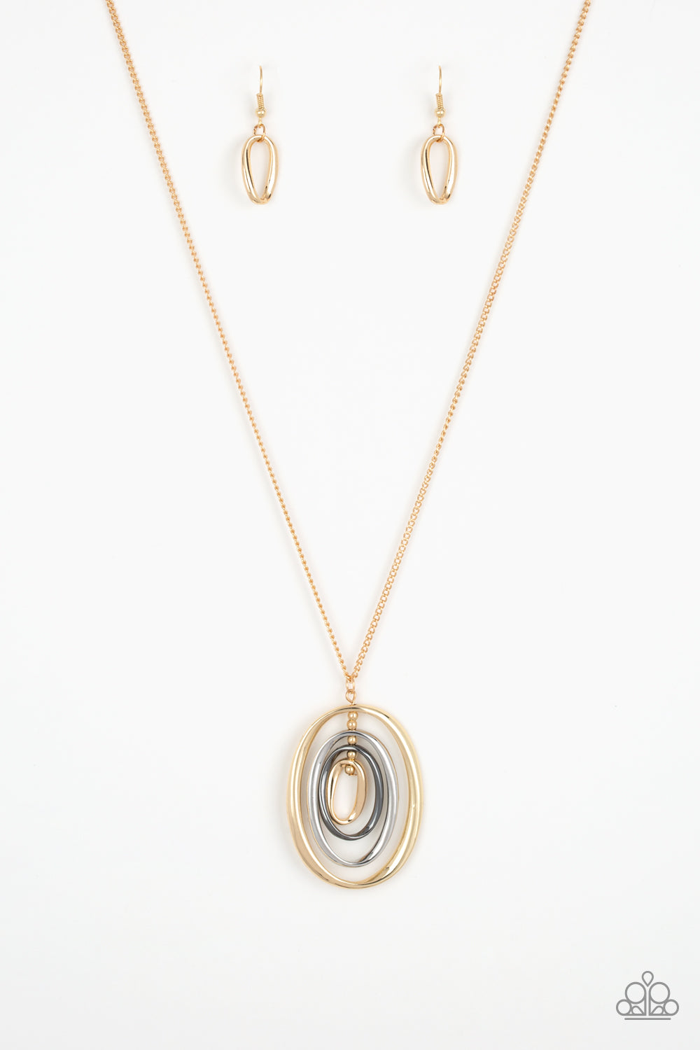 Paparazzi Classic Convergence - Gold Short Necklace