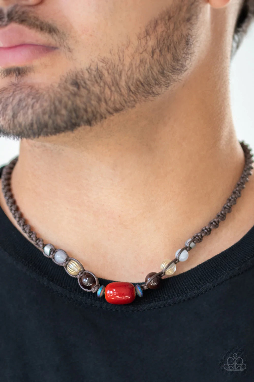 Put up a Beachfront Red Paparazzi Urban Necklace