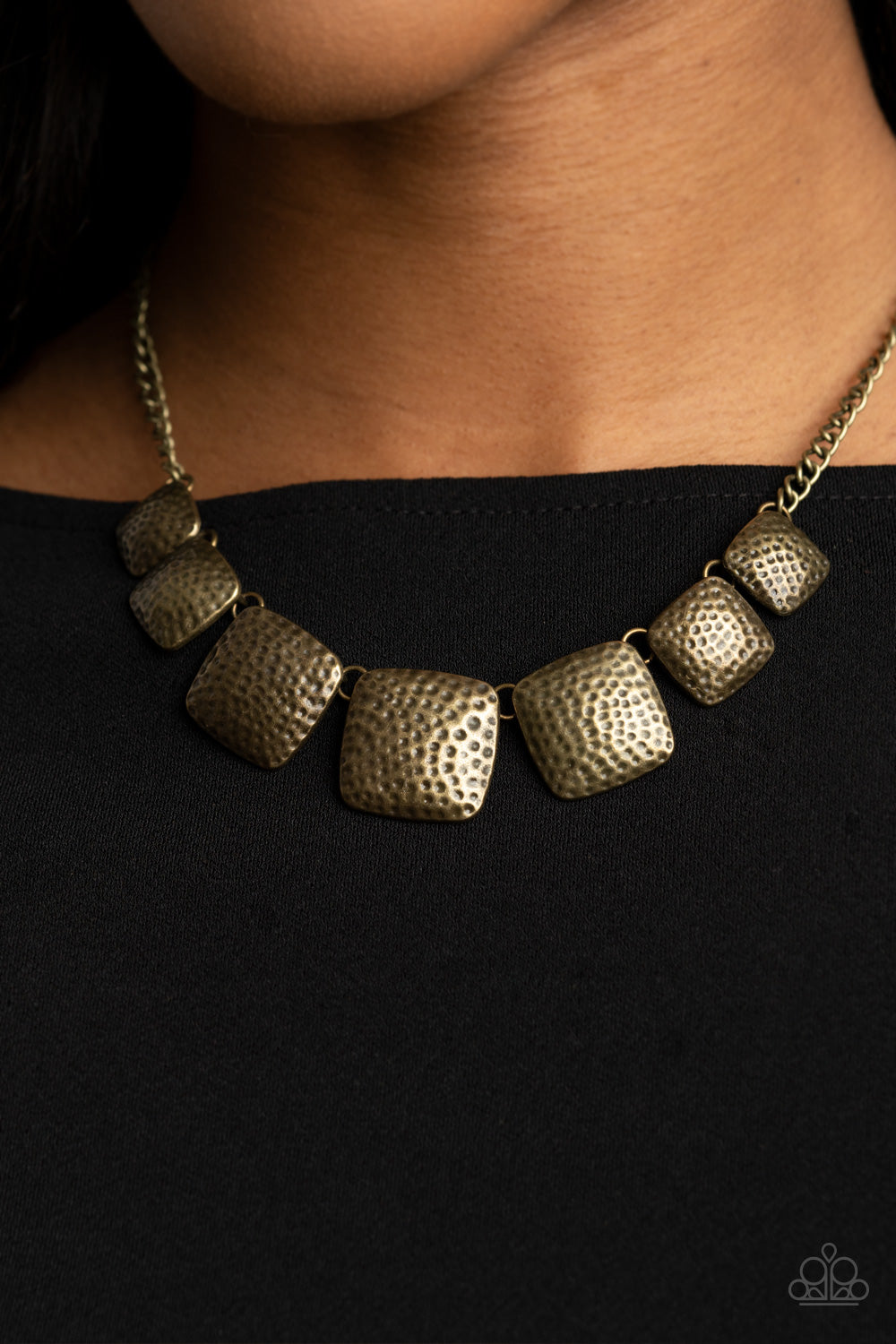 Keeping It RELIC - Brass Paparazzi Necklace
