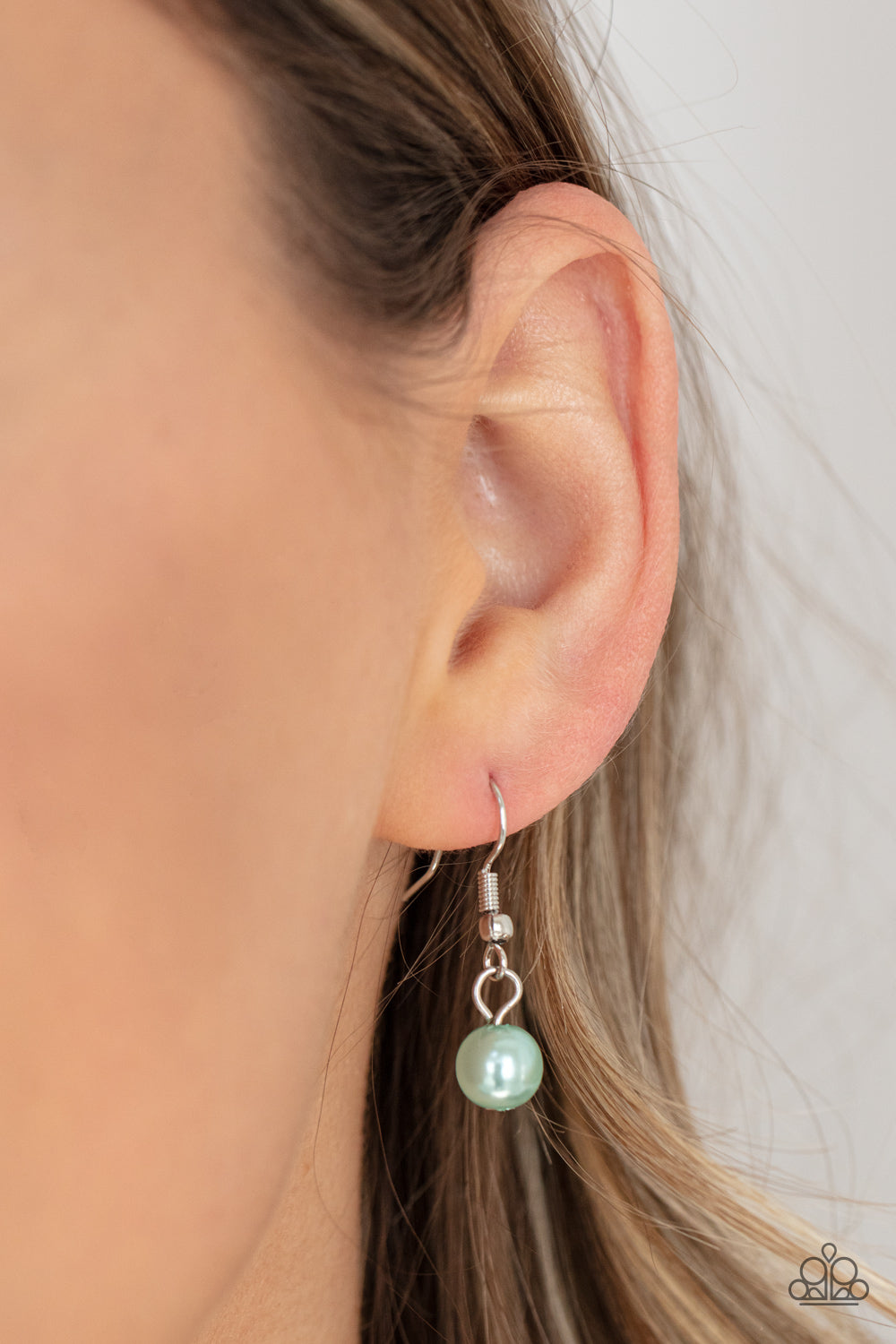 Pearl Essence - Multi Paparazzi Necklace