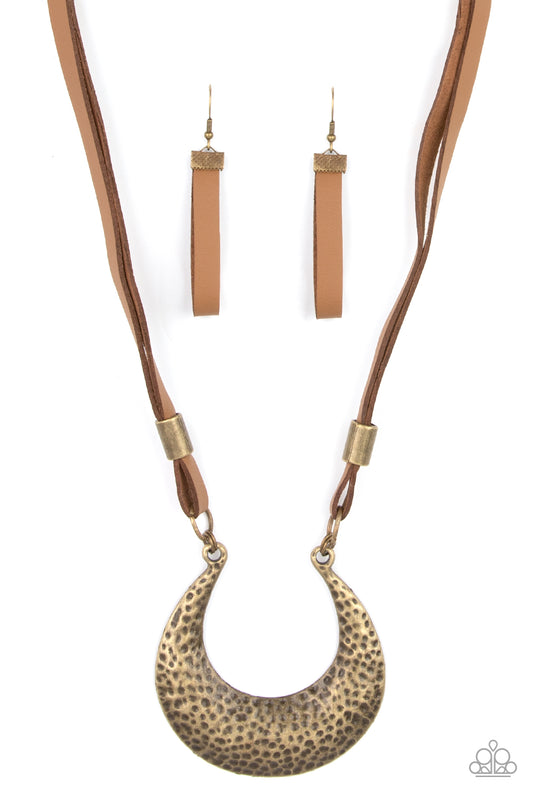 Majorly Moonstruck - Brass Paparazzi Necklace
