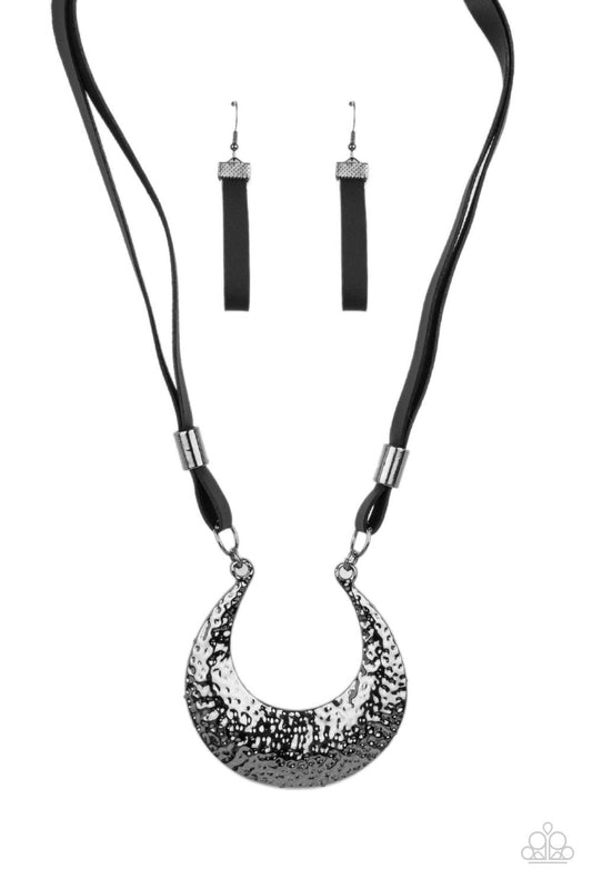 Majorly Moonstruck - Black Paparazzi Necklace