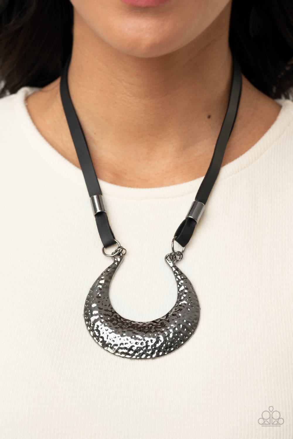 Majorly Moonstruck - Black Paparazzi Necklace
