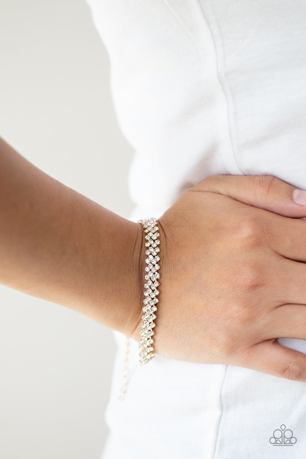 Chicly Candescent - Gold Paparazzi Bracelet