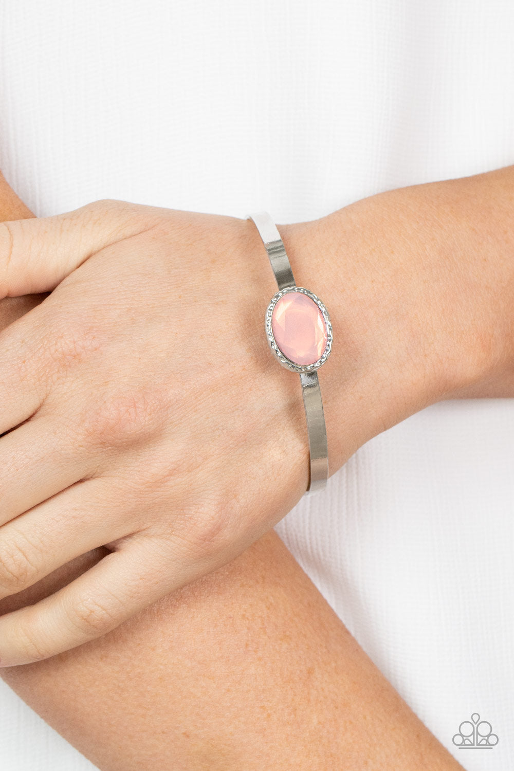 Misty Meadow - Pink Paparazzi Bracelet