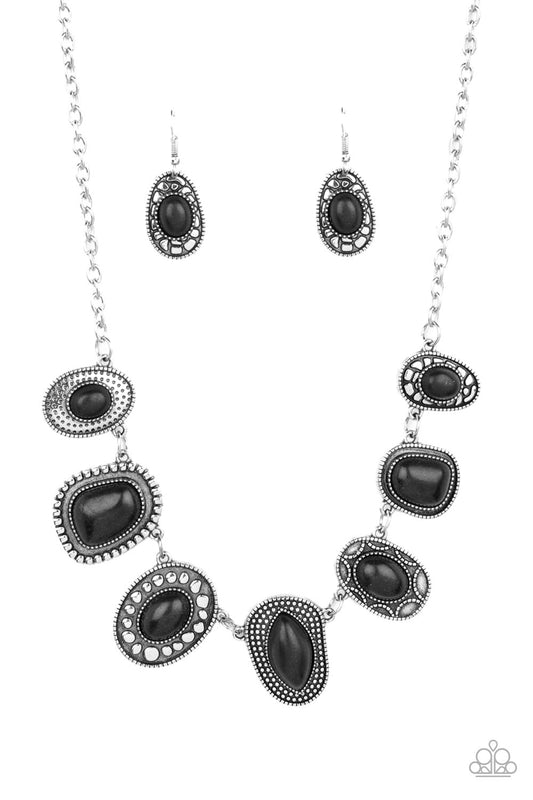 Albuquerque Artisan - Black Paparazzi Necklace