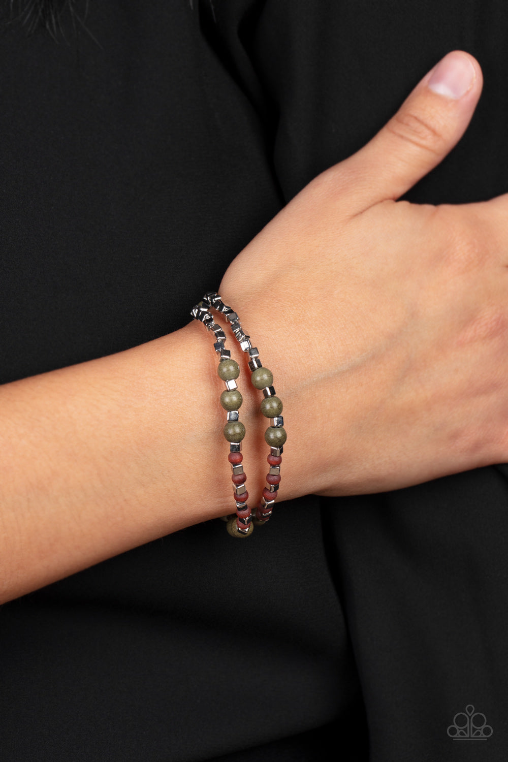 Backcountry Beauty - Green Paparazzi Bracelet