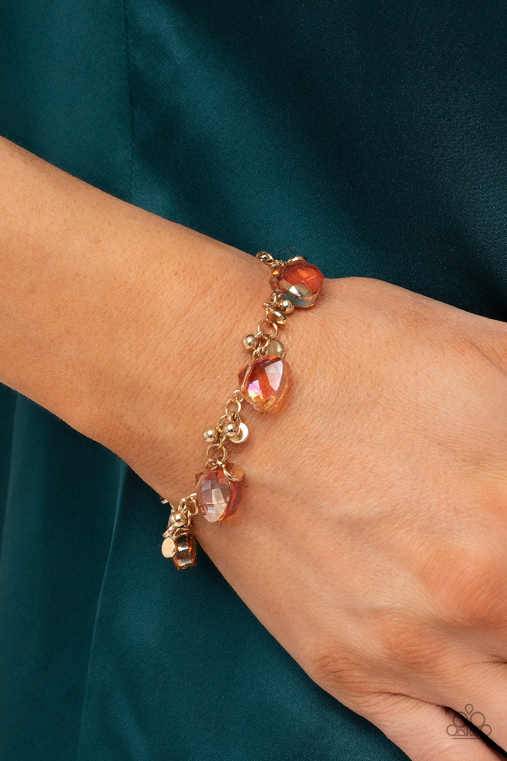 Super Nova Nouveau - Gold Paparazzi Bracelet