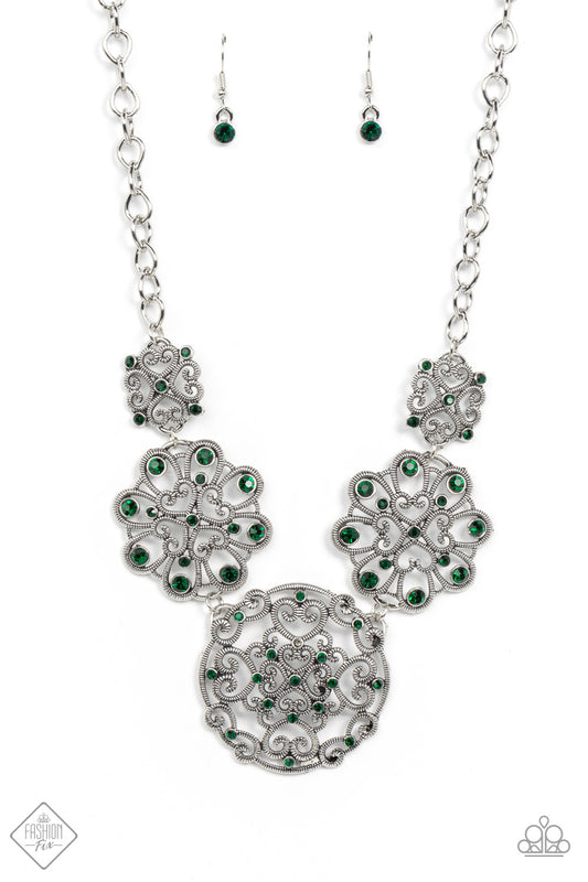 Royally Romantic - Green Paparazzi Exclusive Fashion Fix Necklace