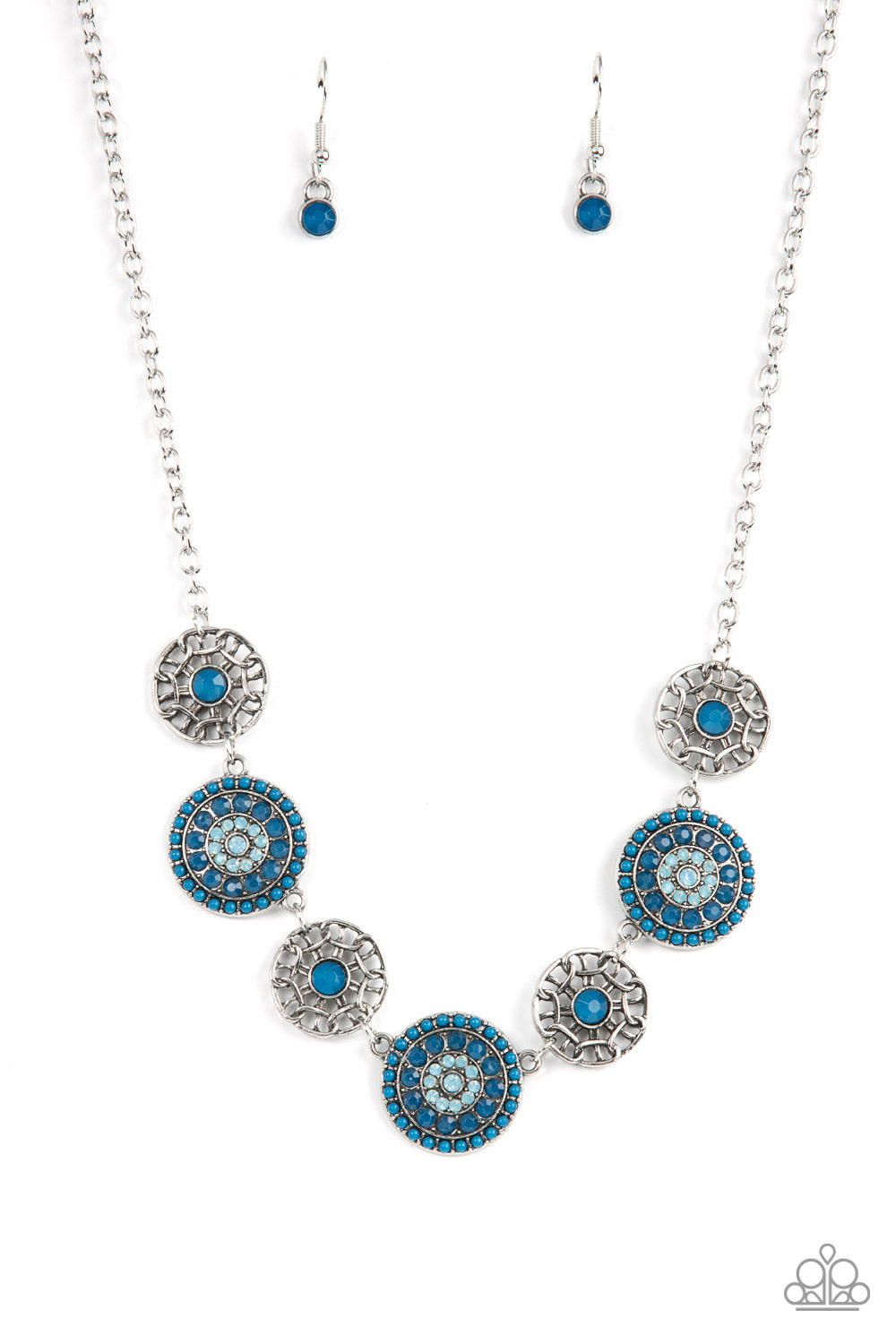 Farmers Market Fashionista - Blue Paparazzi Necklace