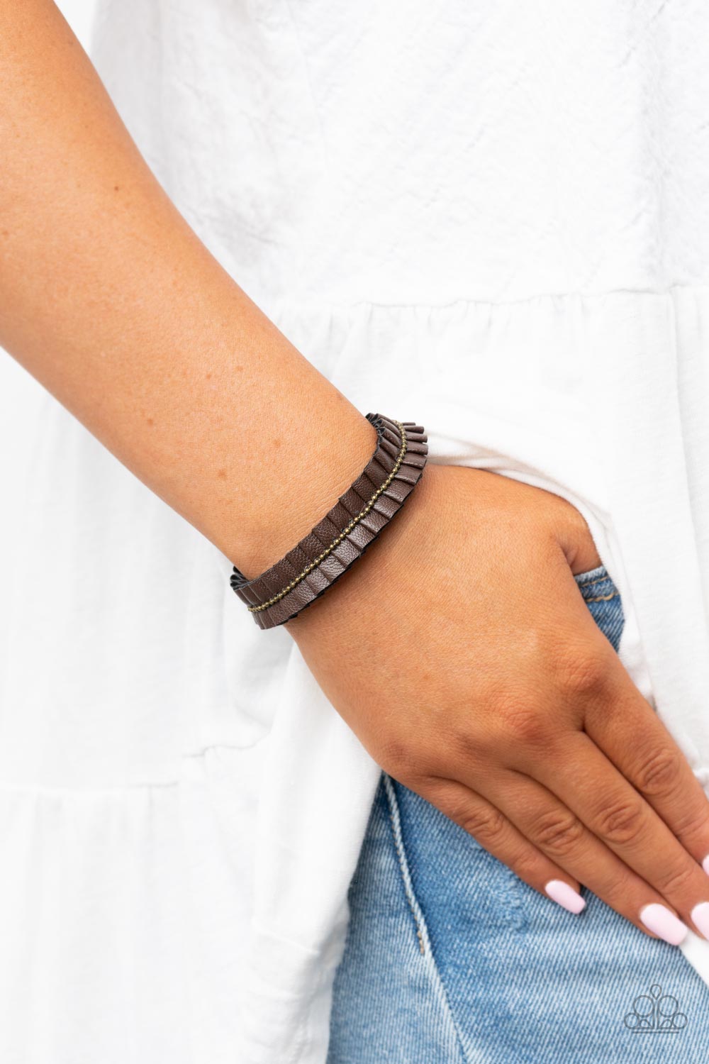Hard to PLEATS - Brass Paparazzi Urban Bracelet