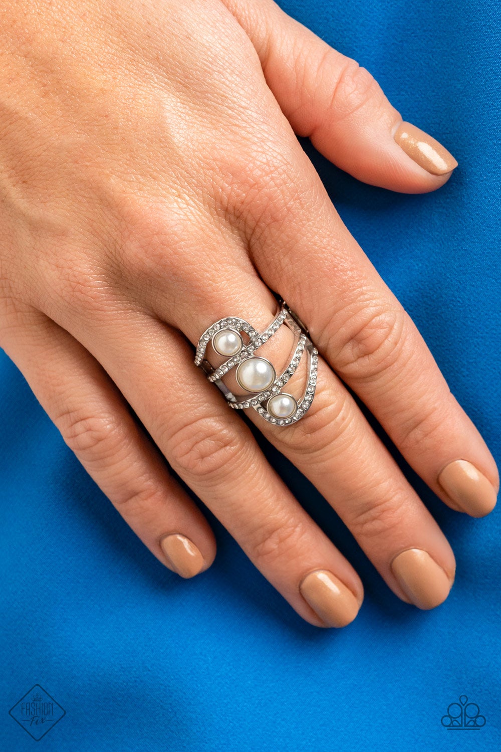 Color Me Envious White Paparazzi Fashion Fix Ring