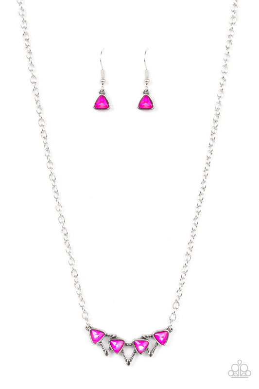 Pyramid Prowl - Pink Paparazzi Necklace