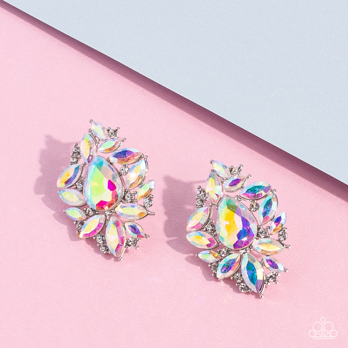 We All Scream for Ice QUEEN - Multi Paparazzi Earrings