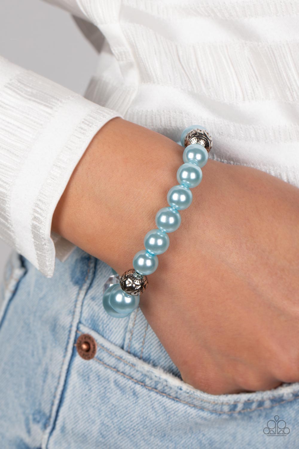Royal Reward - Blue Paparazzi Bracelet