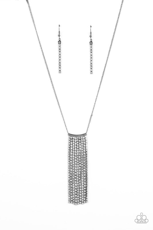 Stellar Crescendo - Black Paparazzi Necklace