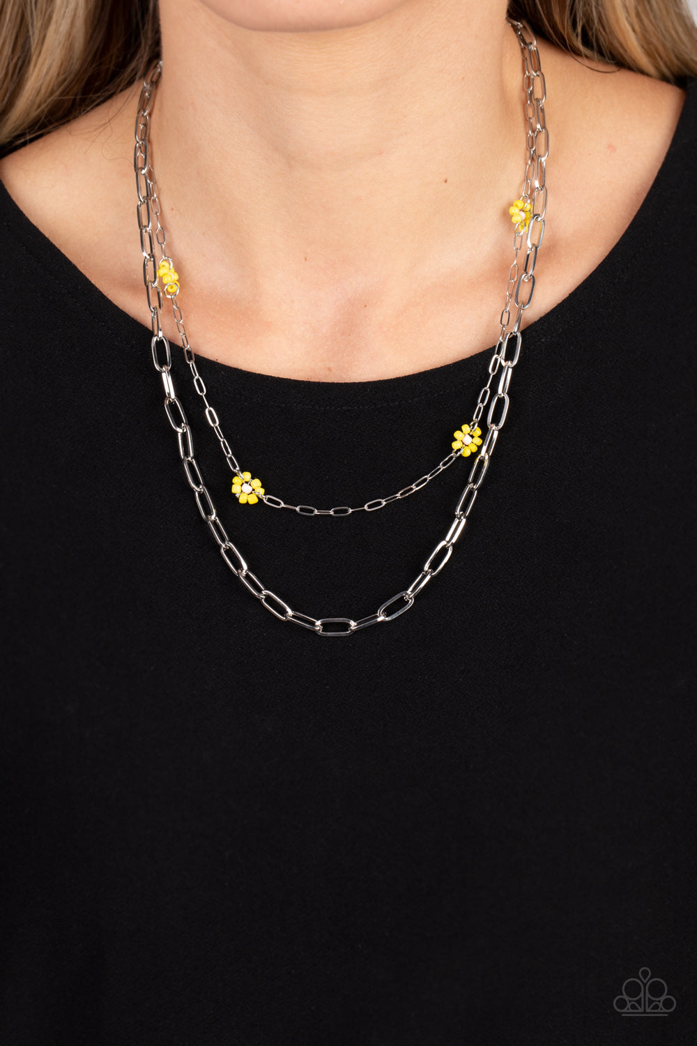 Bold Buds - Yellow Paparazzi Necklace