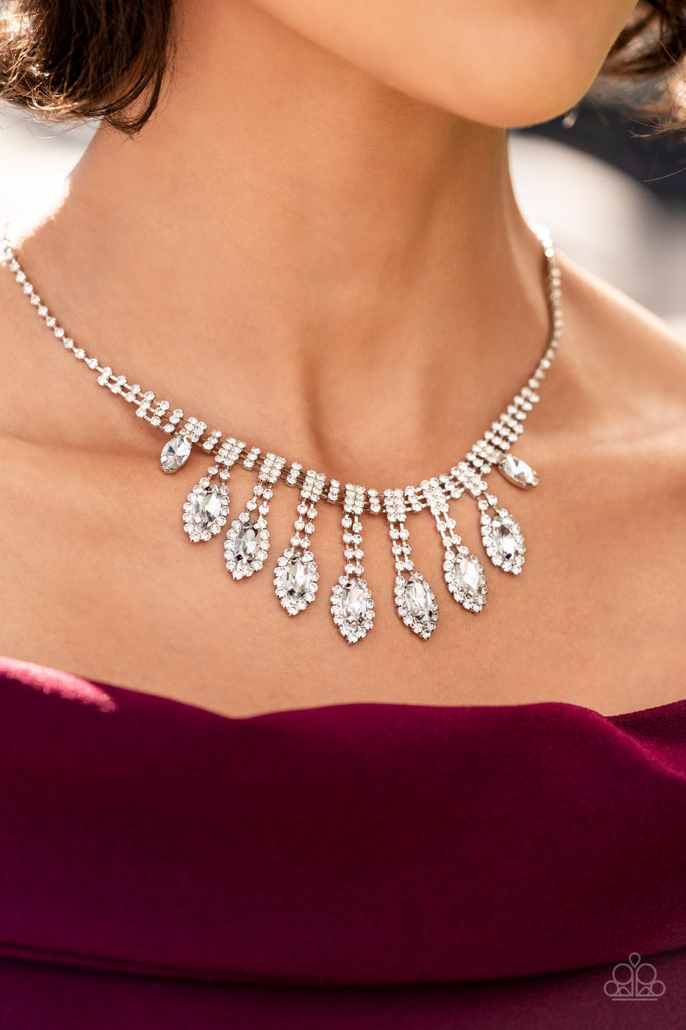 REIGNING Romance - White Paparazzi Life of the Party Necklace