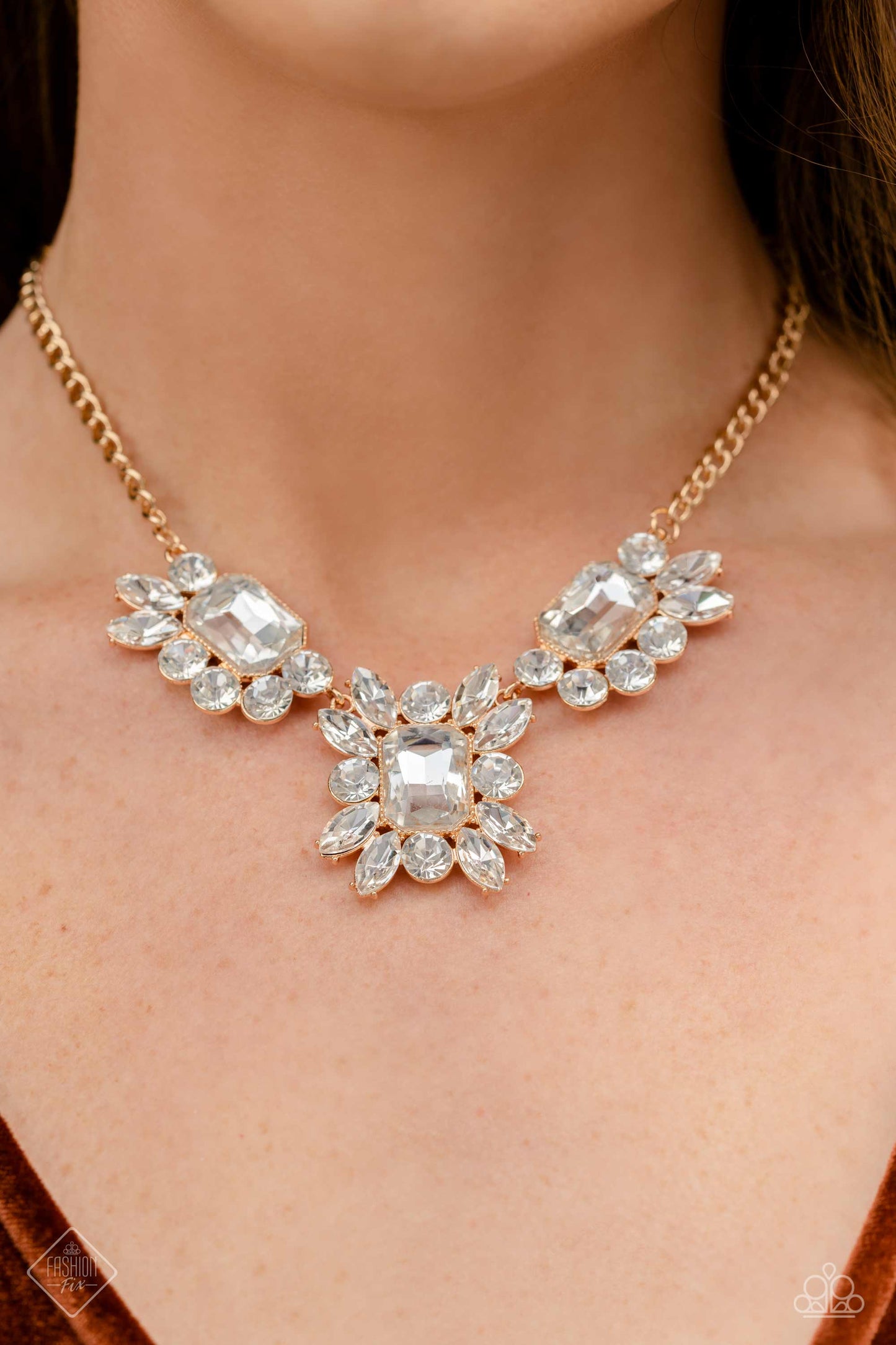 Exaggerated Elegance Gold Paparazzi Fashion Fix Necklace