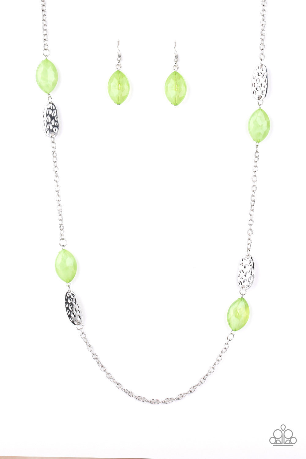 Beachfront Beauty - Green Paparazzi Necklace