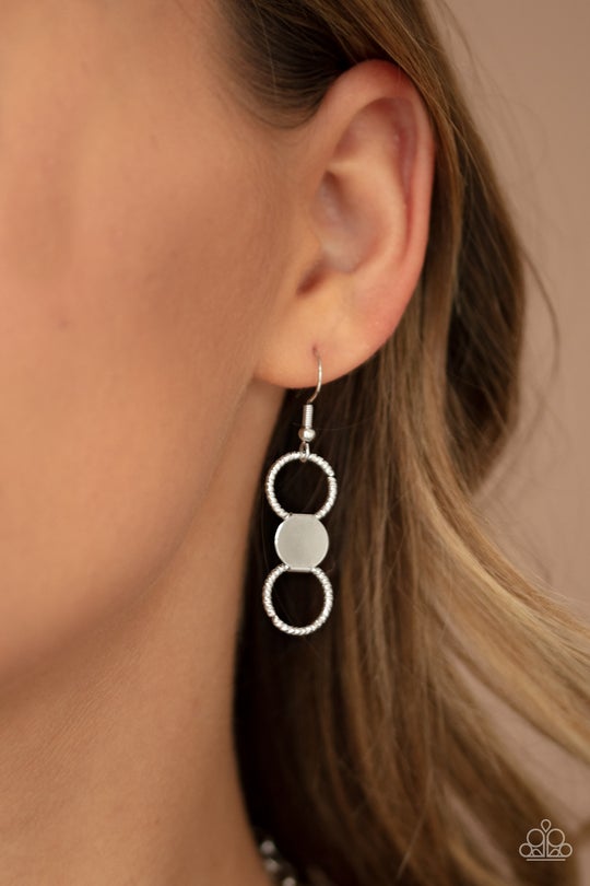 Net Result Silver Paparazzi Necklace