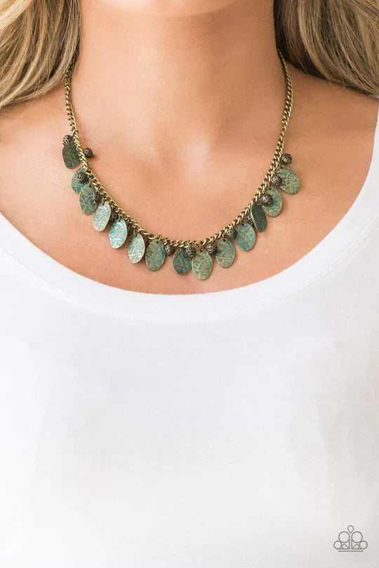 Vintage Gardens - Brass Paparazzi Necklace