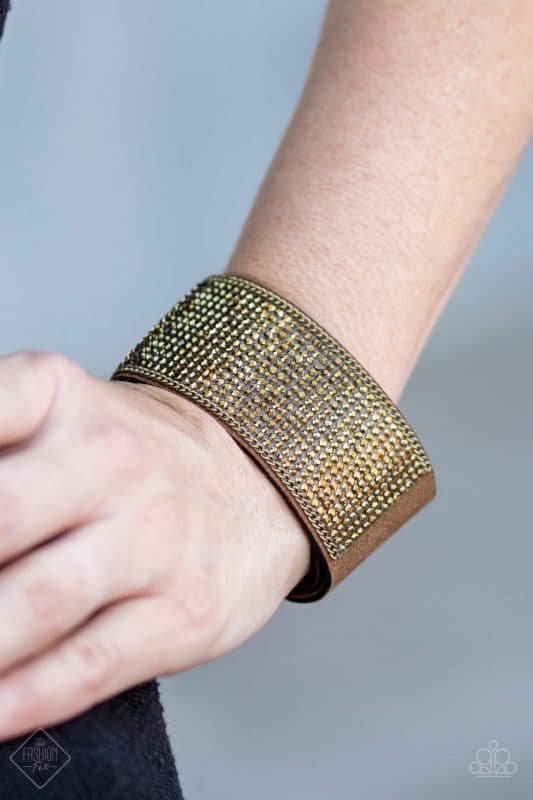 Glitter Gossip - Brass Paparazzi Fashion Fix Urban Bracelet