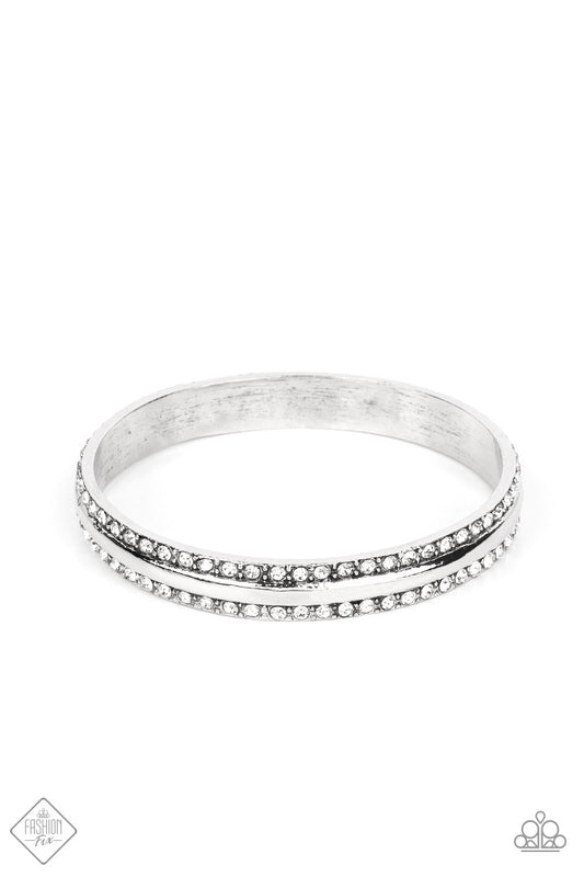 Forged Uproar - White Paparazzi Fashion Fix Bracelet