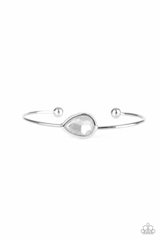 Make A Spectacle - Silver Paparazzi Bracelet