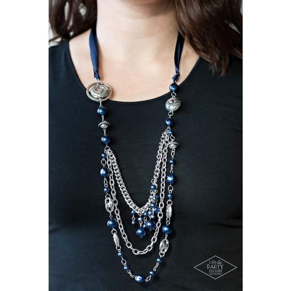 All The Trimmings Blue Paparazzi Blockbuster Necklace